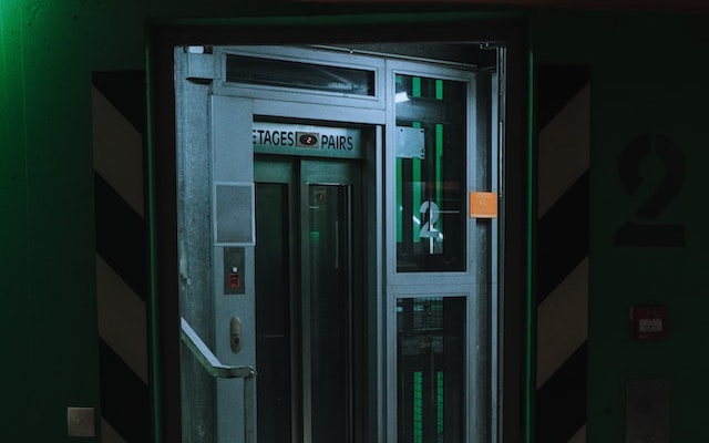 cuvelage cage ascenseur