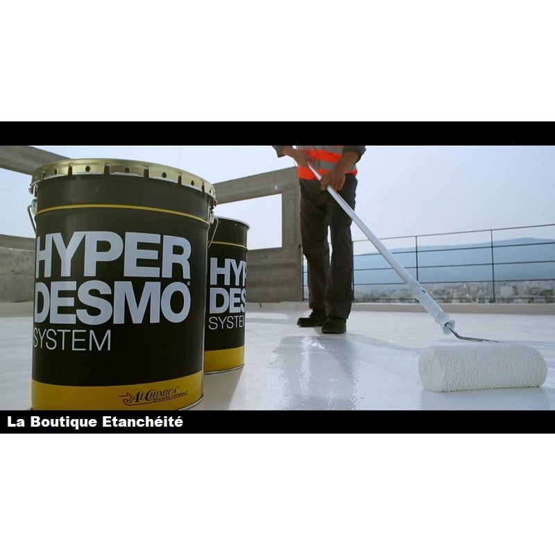 Application au rouleau d'une résine étanchéité terrasse HYPERDESMO